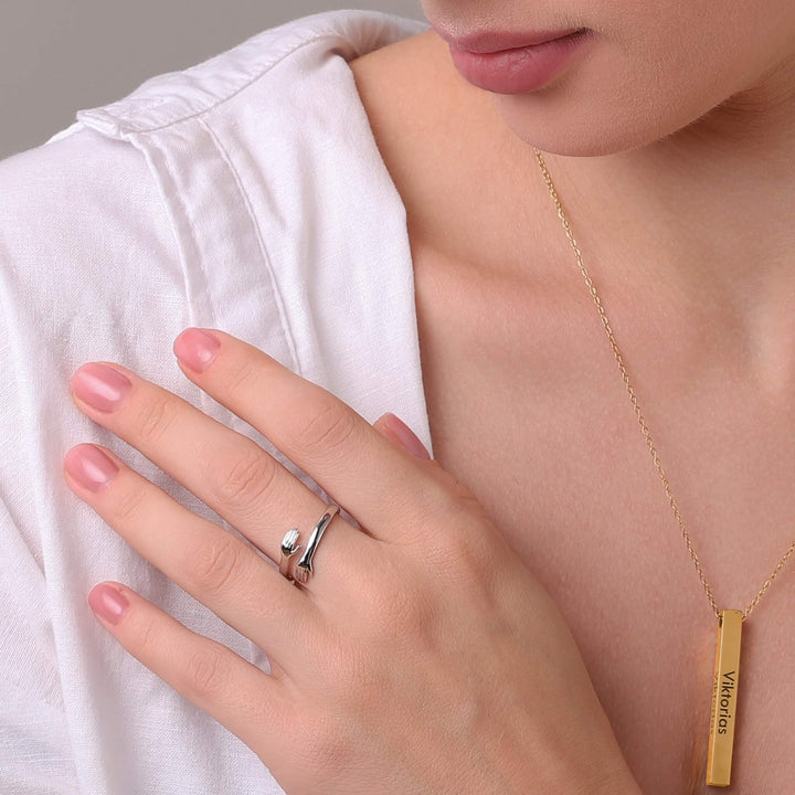 Engraved Hug Ring